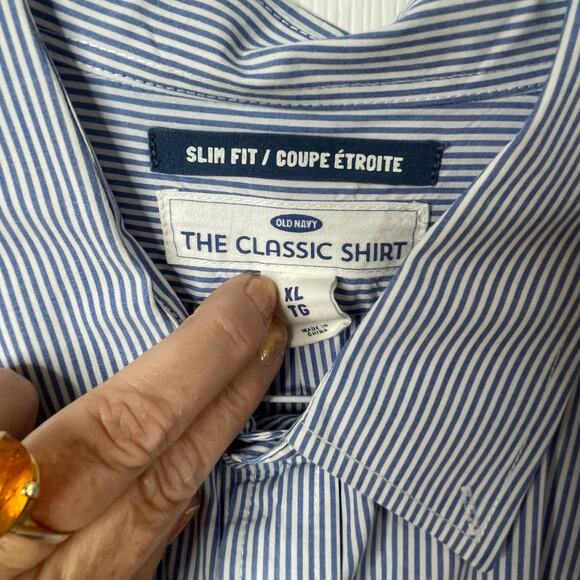 Old Navy The Classic Shirt Slim Fit XL Blue White pinstripe - Picture 3 of 7